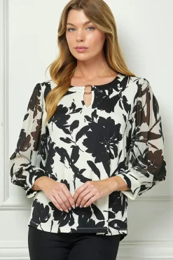 3/4 Sleeve Cutout Trim Mix Media Blouse in Ivory