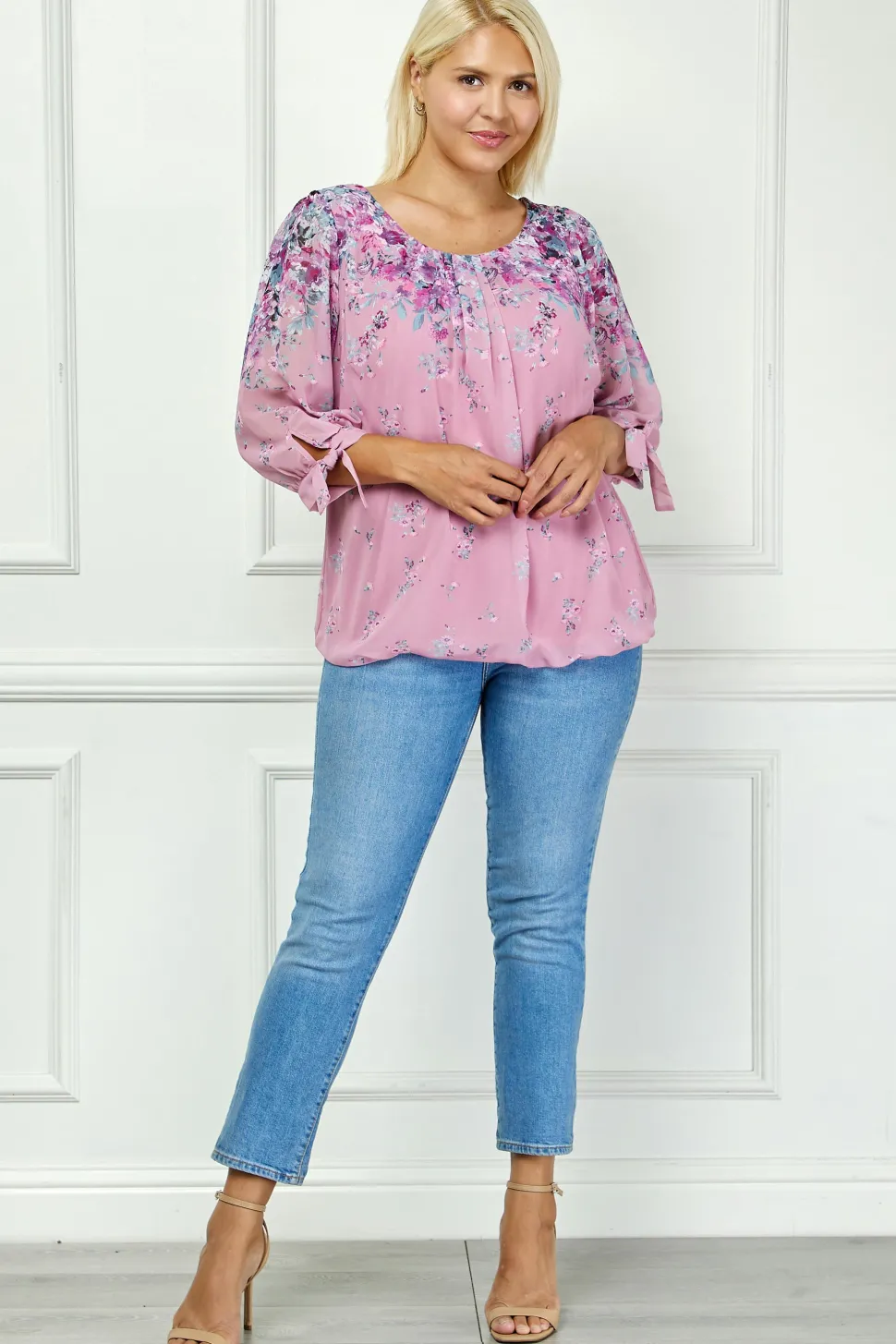 3/4 Tie Sleeve Pleat Neck Bubble Blouse in Pink - Plus