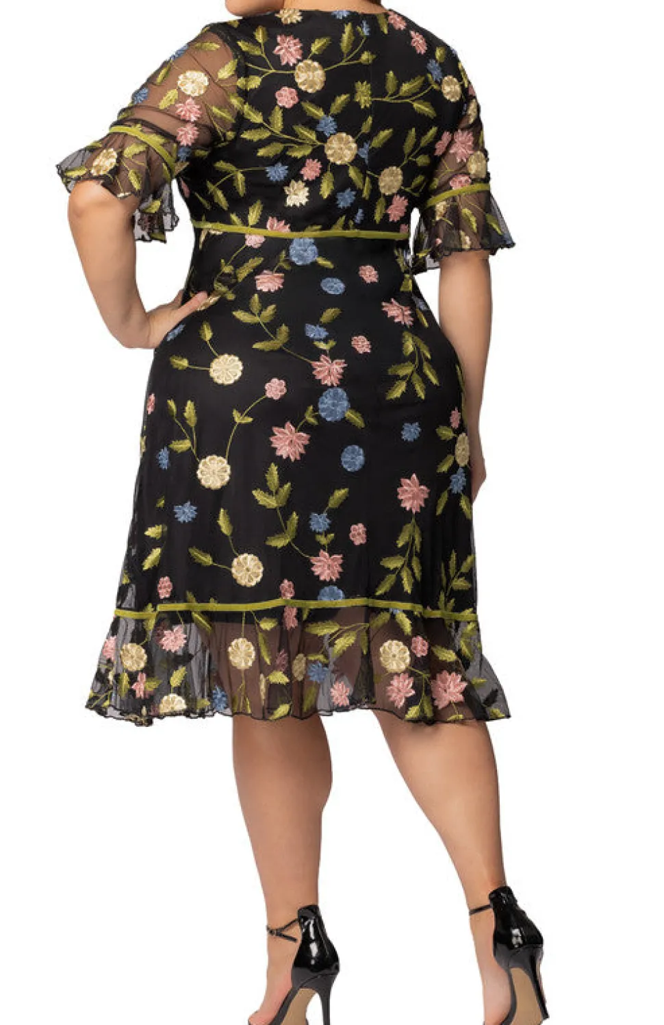 Black Blossom Print Wildflower Embroidered Dress - Plus