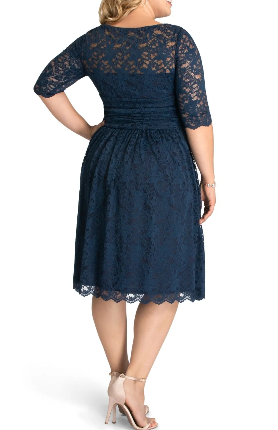 Luna Lace Dress - Plus