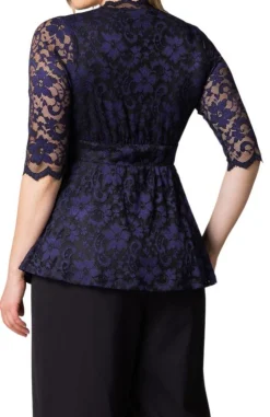Luxe Lace Top - Plus
