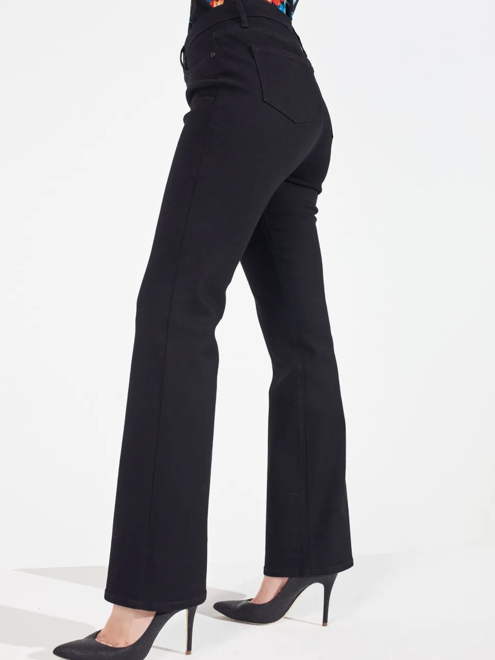 Westport Signature Bootcut 5 Pocket Denim Jean